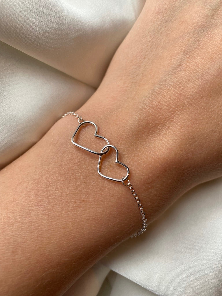 Interlocking Delicate Silver Love Heart Bracelet